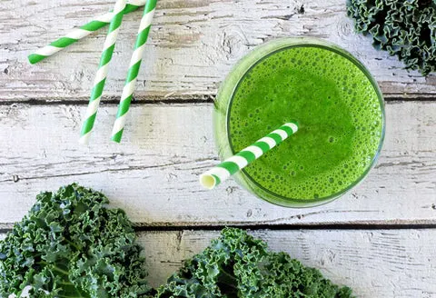 Post workout recovery and endurance performance edge with fresh spirulina